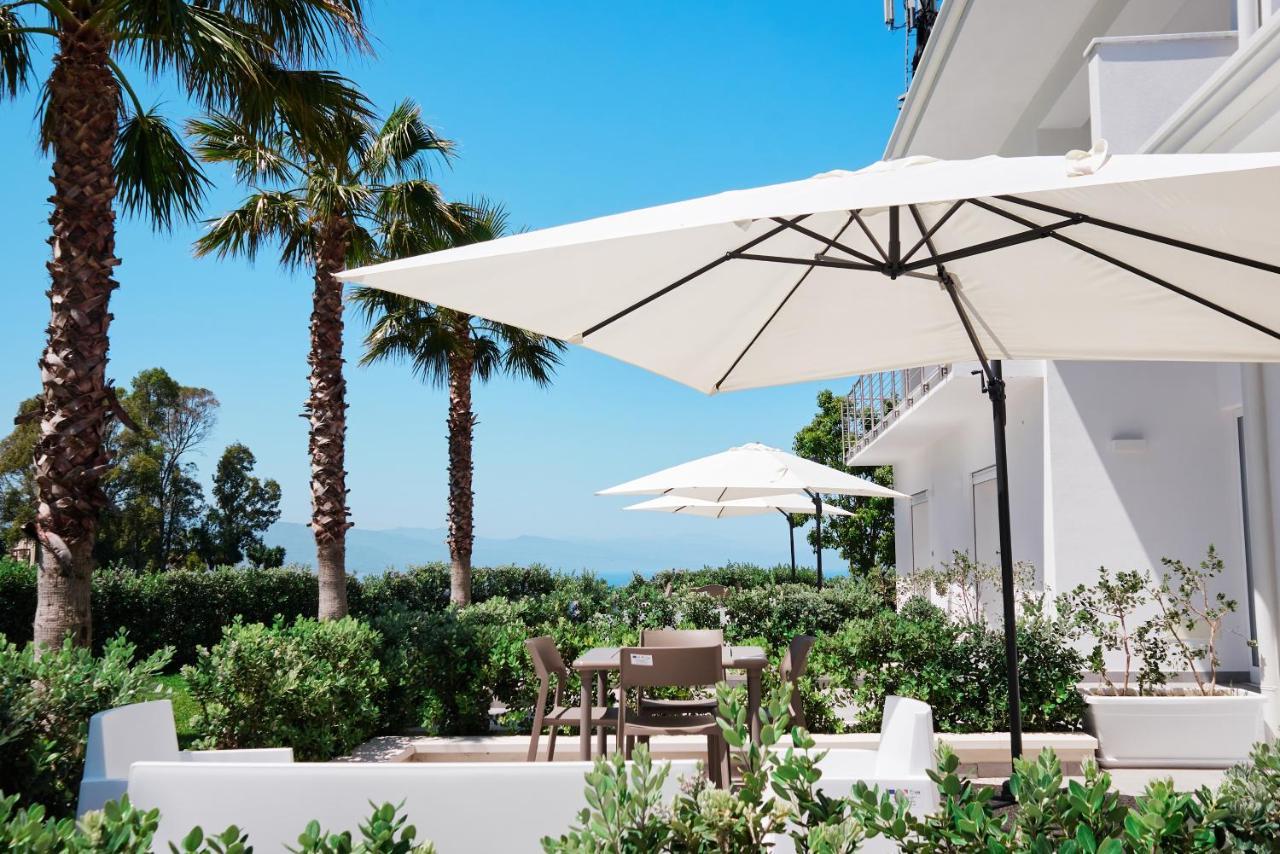 Resilienza Apartment Capo d'Orlando Luaran gambar